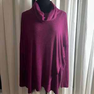 🦋🦋NWT Chelsea & Theodore Cowl Neck Magenta Sweater🦋🦋